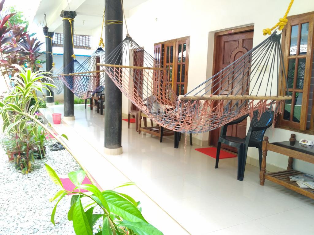 Kaithakuzhi Home Stay Varkala Extérieur photo