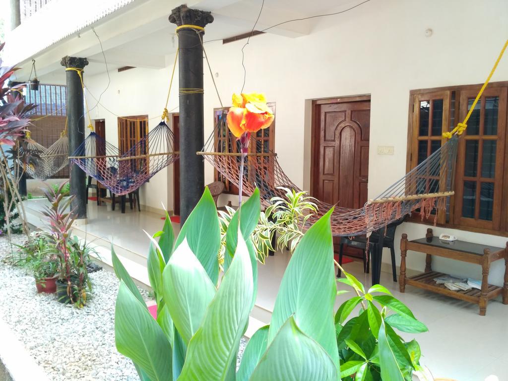 Kaithakuzhi Home Stay Varkala Extérieur photo