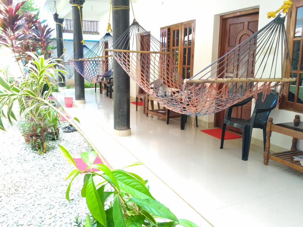 Kaithakuzhi Home Stay Varkala Extérieur photo